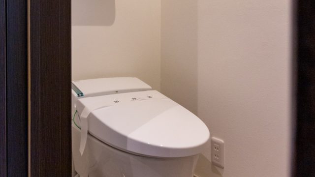 神奈川県横浜市港北区綱島西5丁目の中古戸建買取後のリフォーム再販トイレの写真
