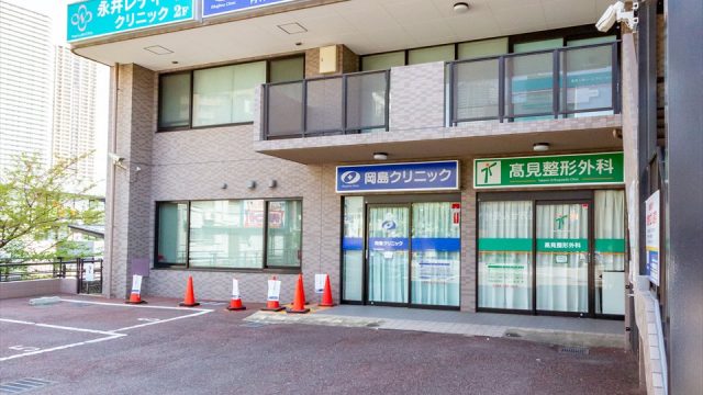 川崎市中原区今井南町21-35 ルミエール南Ⅱの同建物内クリニック写真