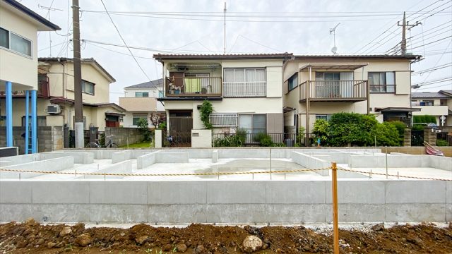 横浜市港北区新吉田東5丁目　新築戸建の基礎型枠解体