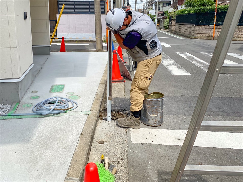 新吉田東2丁目　新築分譲住宅 全2棟　道路標識移設工事終了