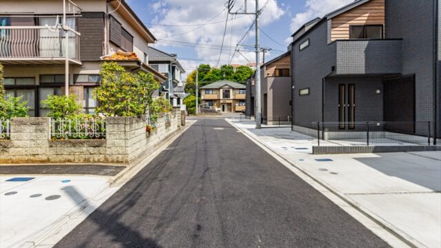 新吉田東5丁目Ⅲ　新築戸建　アスファルト舗装