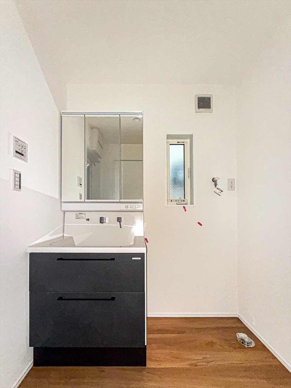 新吉田東3丁目 新築戸建