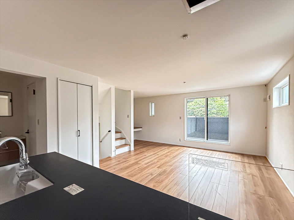 新吉田東3丁目 新築戸建